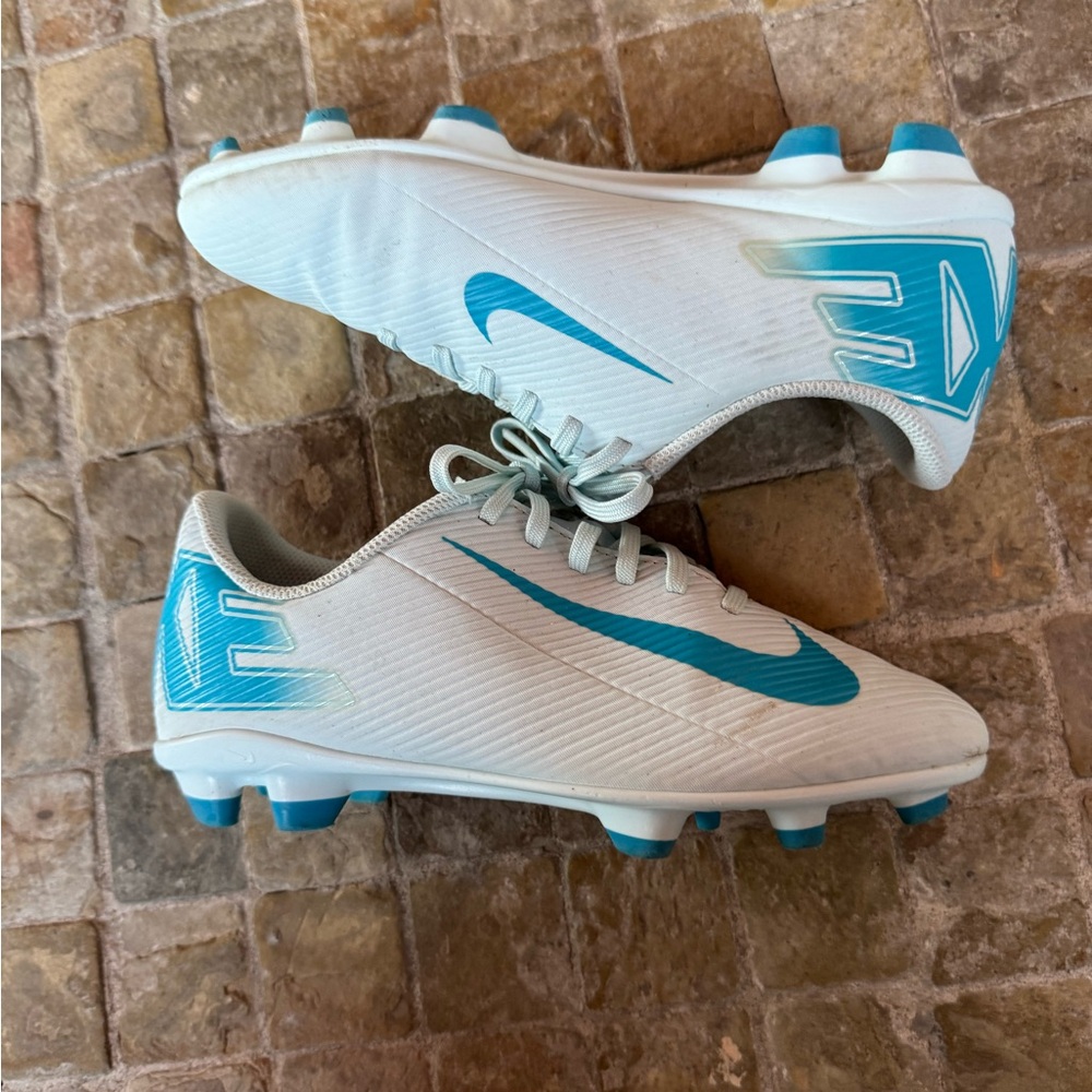 Nike White and Teal kids soccer cleats